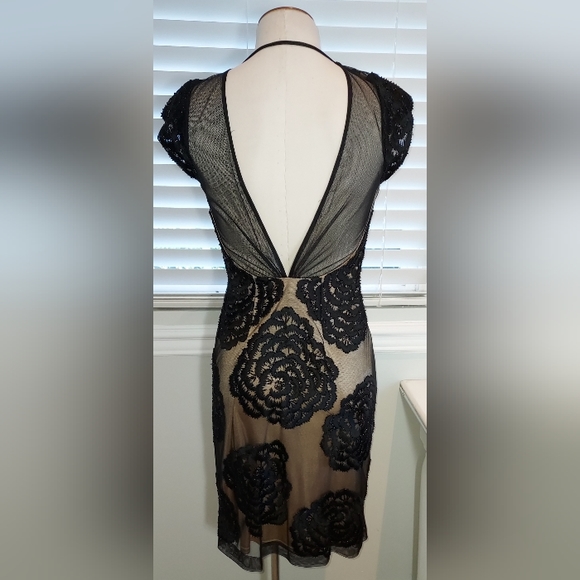 Sue Wong Black Beaded Floral Pattern Dress with Tan Lining NWT - Picture 5 of 8